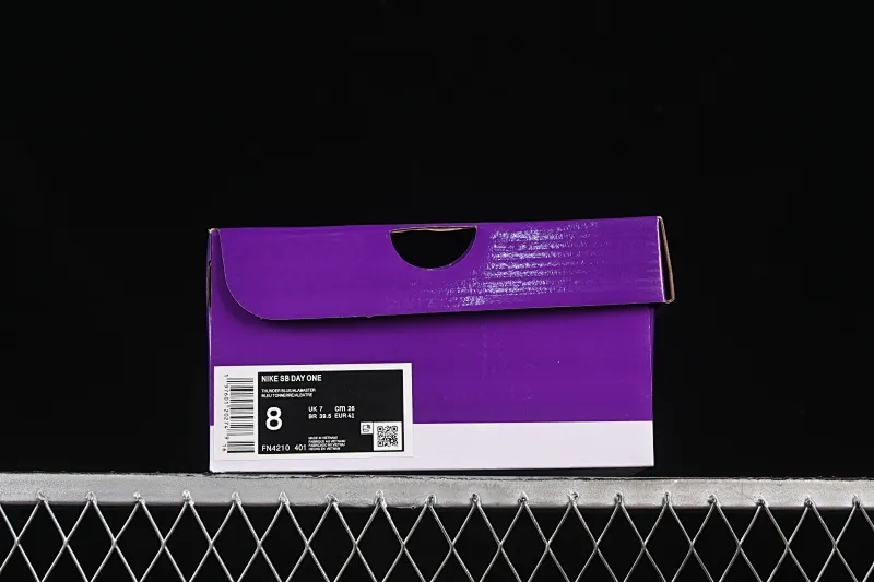 All categories Nk SB Dunk series Nk SB Dunk Low low-top sneakers Nike SB Day One Nike low-top casual sneakers FN4210-401